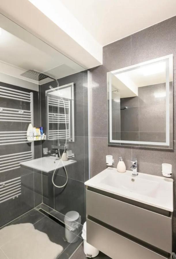 Guenstiges Gruenes Ferienzimmer Mit Separater Moderner Dusche 로라흐 외부 사진